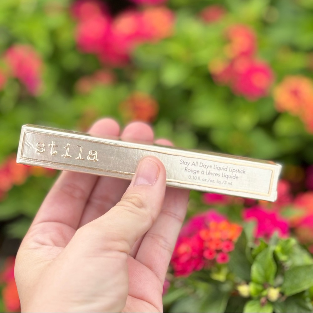 BNIB Stila Liquid Lipstick • Notte